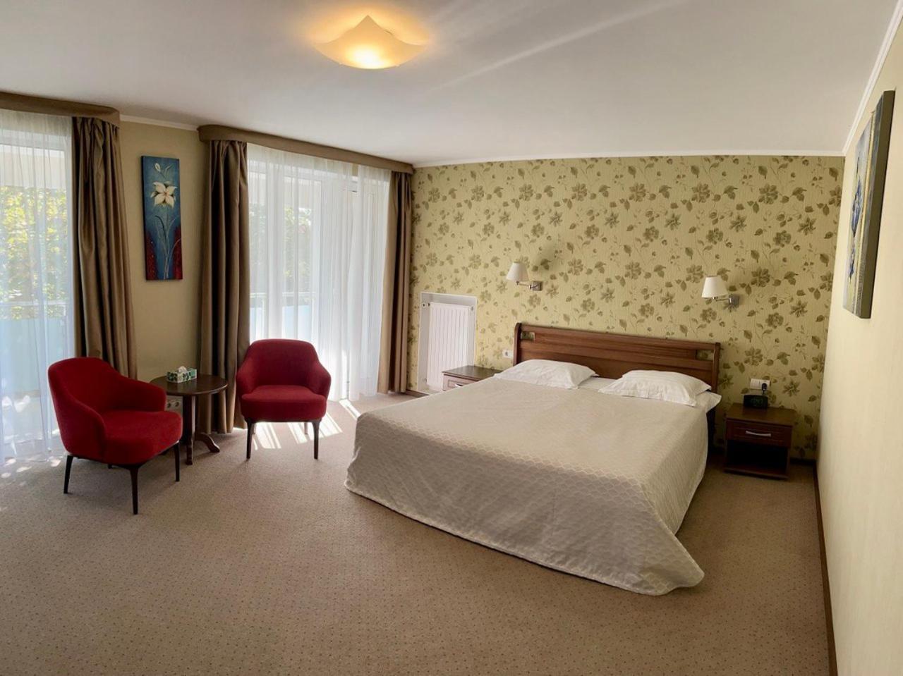 Burlach'ya Balka Grand-Marine Hotel & Spa מראה חיצוני תמונה