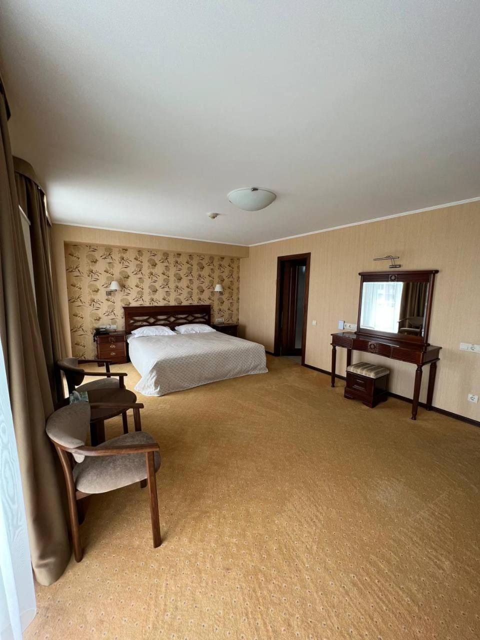 Burlach'ya Balka Grand-Marine Hotel & Spa מראה חיצוני תמונה